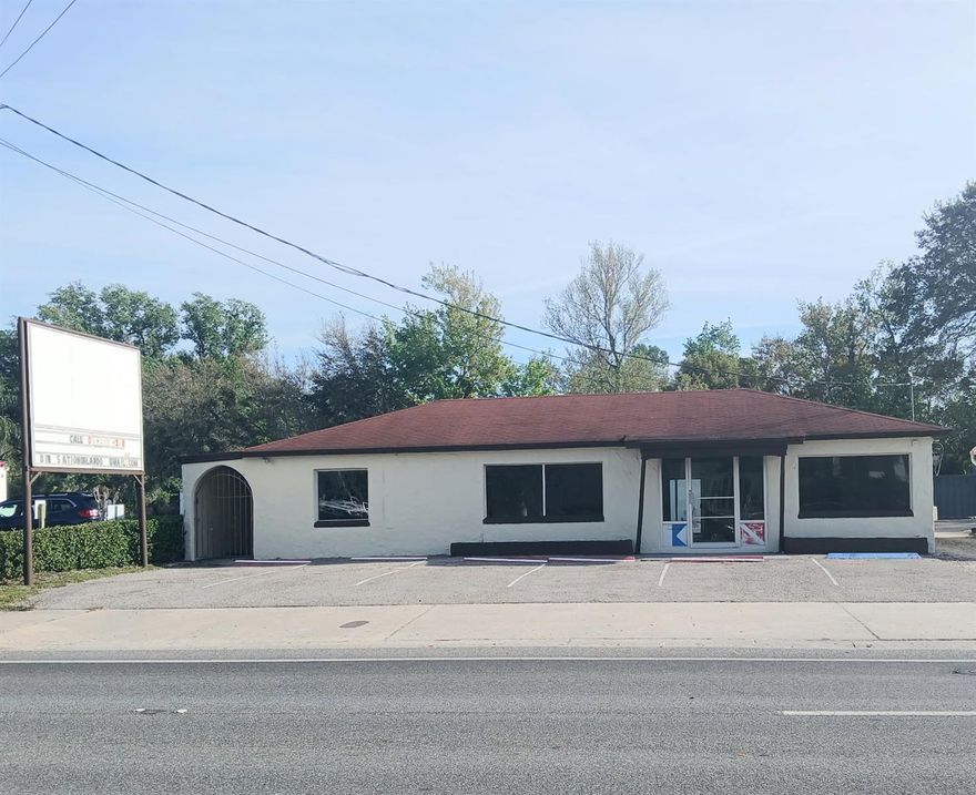 AMAZING OPPORTUNITY COMMERCIAL BUILDING IN THE HEART OF BEAUTIFUL COLLEGE PARK , VERY UNIQUE FORMERLY A DIVE SHOP HAS OLYMPIC SIZE SWIMMING POOL IN BACK. Currently has 6 parking spaces but room for expansion for more parking. So many great uses!