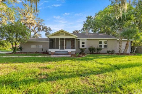 Photo of 4609 NE 7th Street, Ocala, FL 34470 (MLS # OM703163)