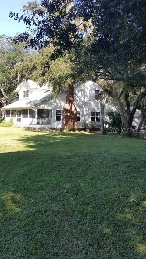 A home in DEBARY