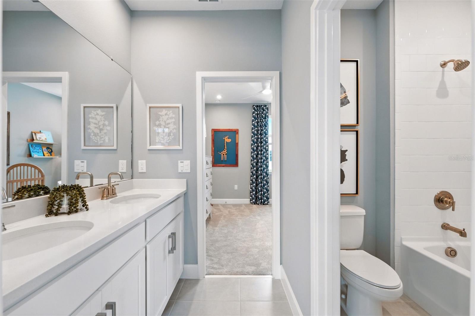 CELEBRATION ISLAND VILLAGE - Residential