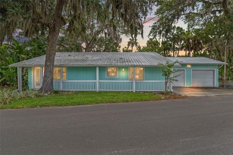 A home in HOMOSASSA