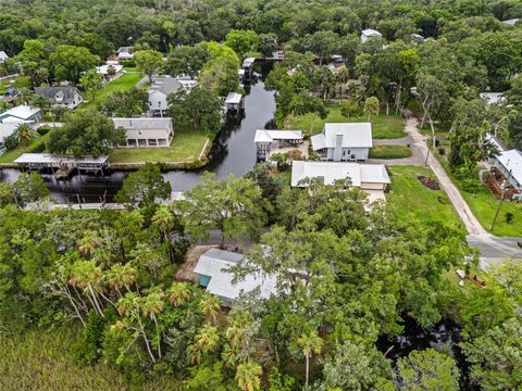 A home in HOMOSASSA