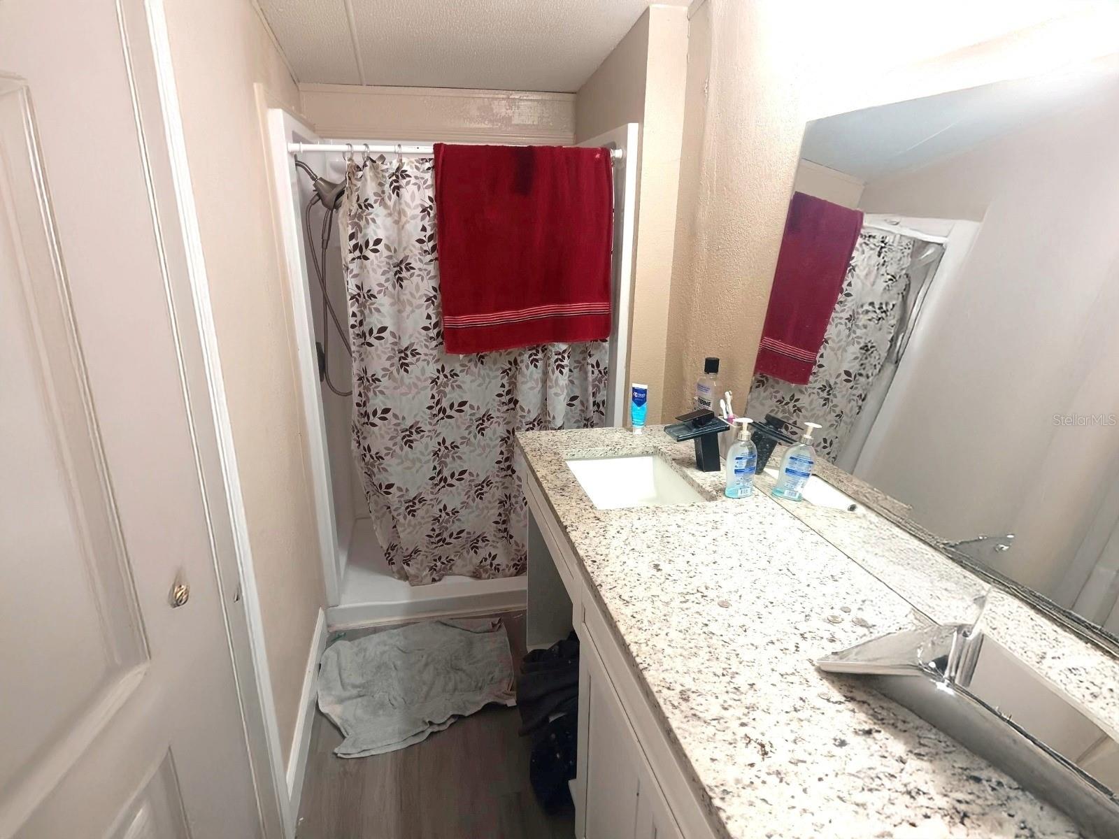 TIMBER LAKE ESTATES - Residential