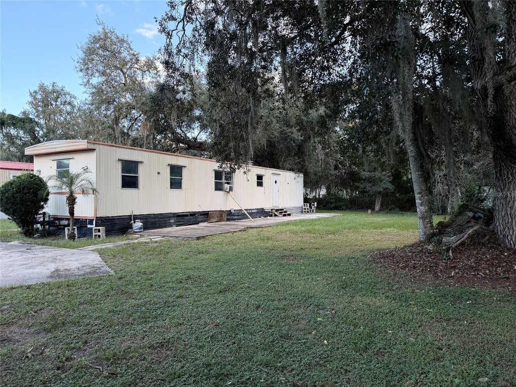 Photo of 349 Earlene Road, Haines City, FL 33844 (MLS # P4940149)