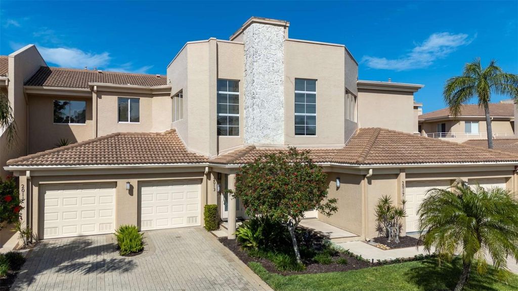 Photo of 2013 Harbour Links Drive #2013, Longboat Key, FL 34228 (MLS # A4692261)