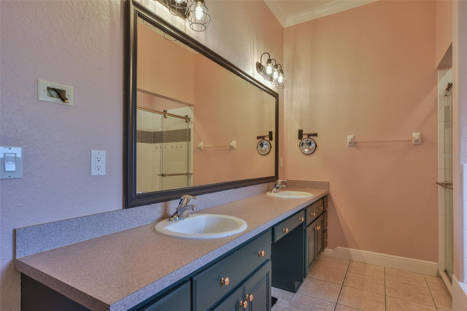 BAY LAKE RANCH UNIT 2 - Residential