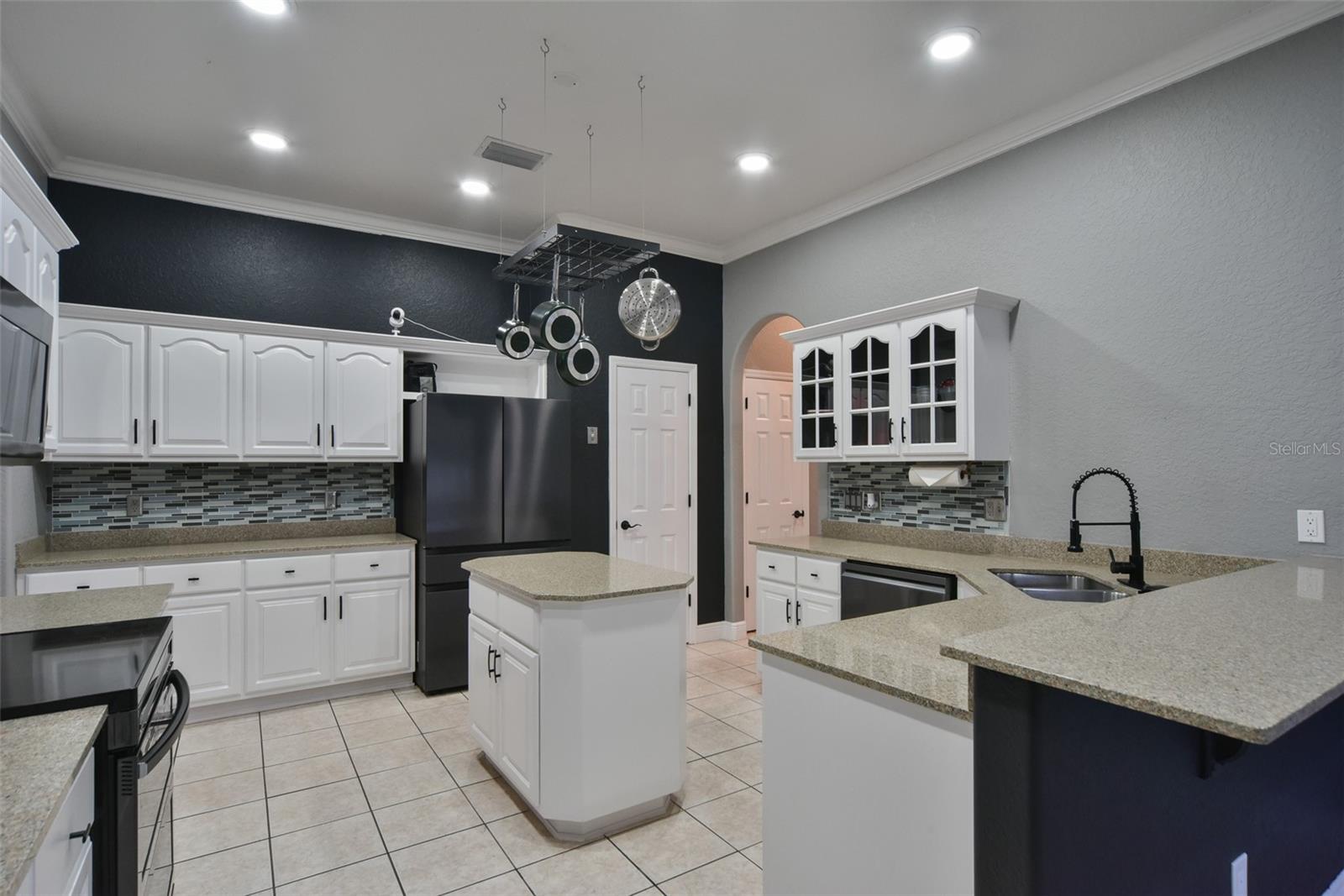 BAY LAKE RANCH UNIT 2 - Residential