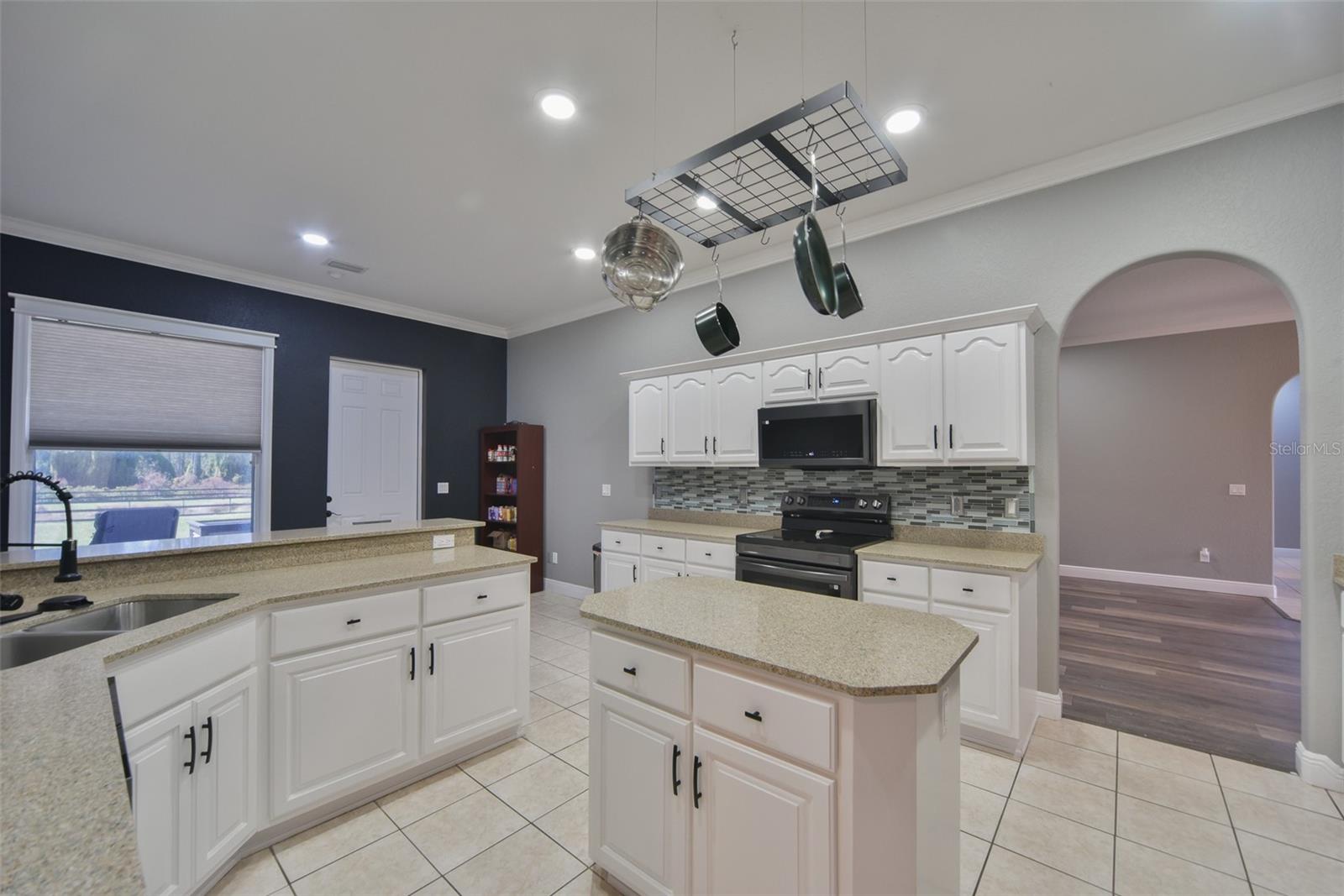 BAY LAKE RANCH UNIT 2 - Residential