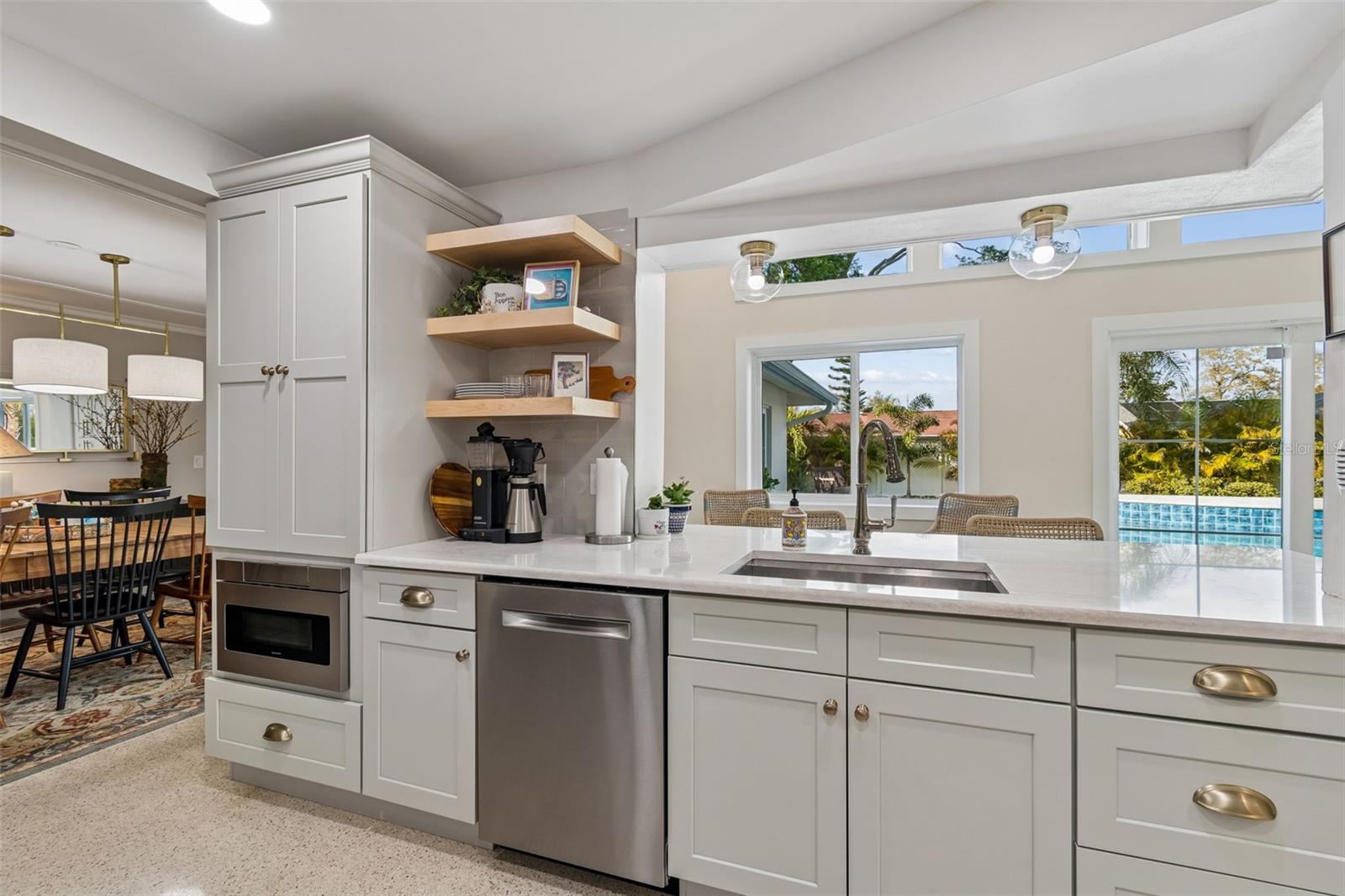 DEL ORO GROVES - Residential