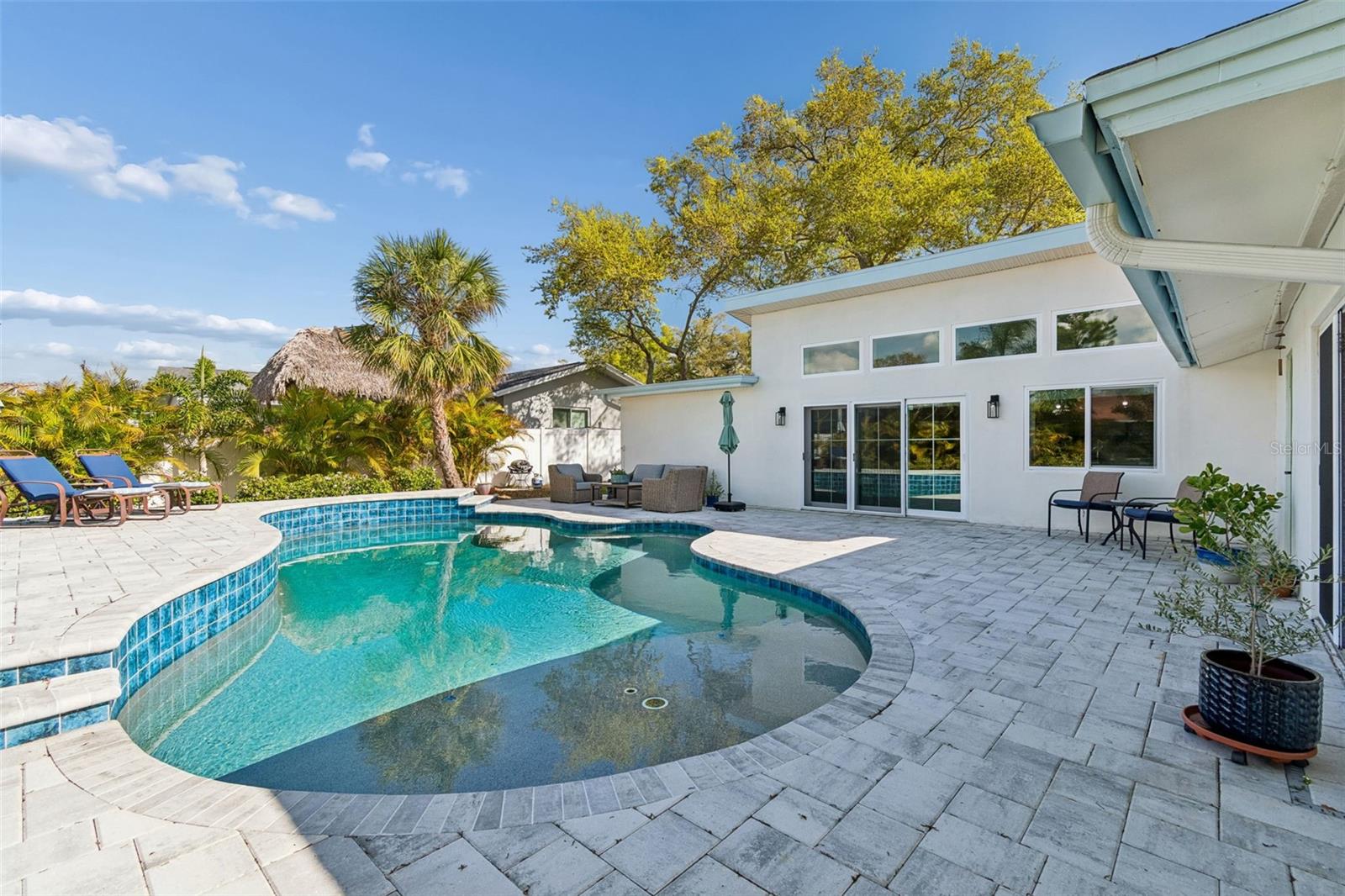 DEL ORO GROVES - Residential