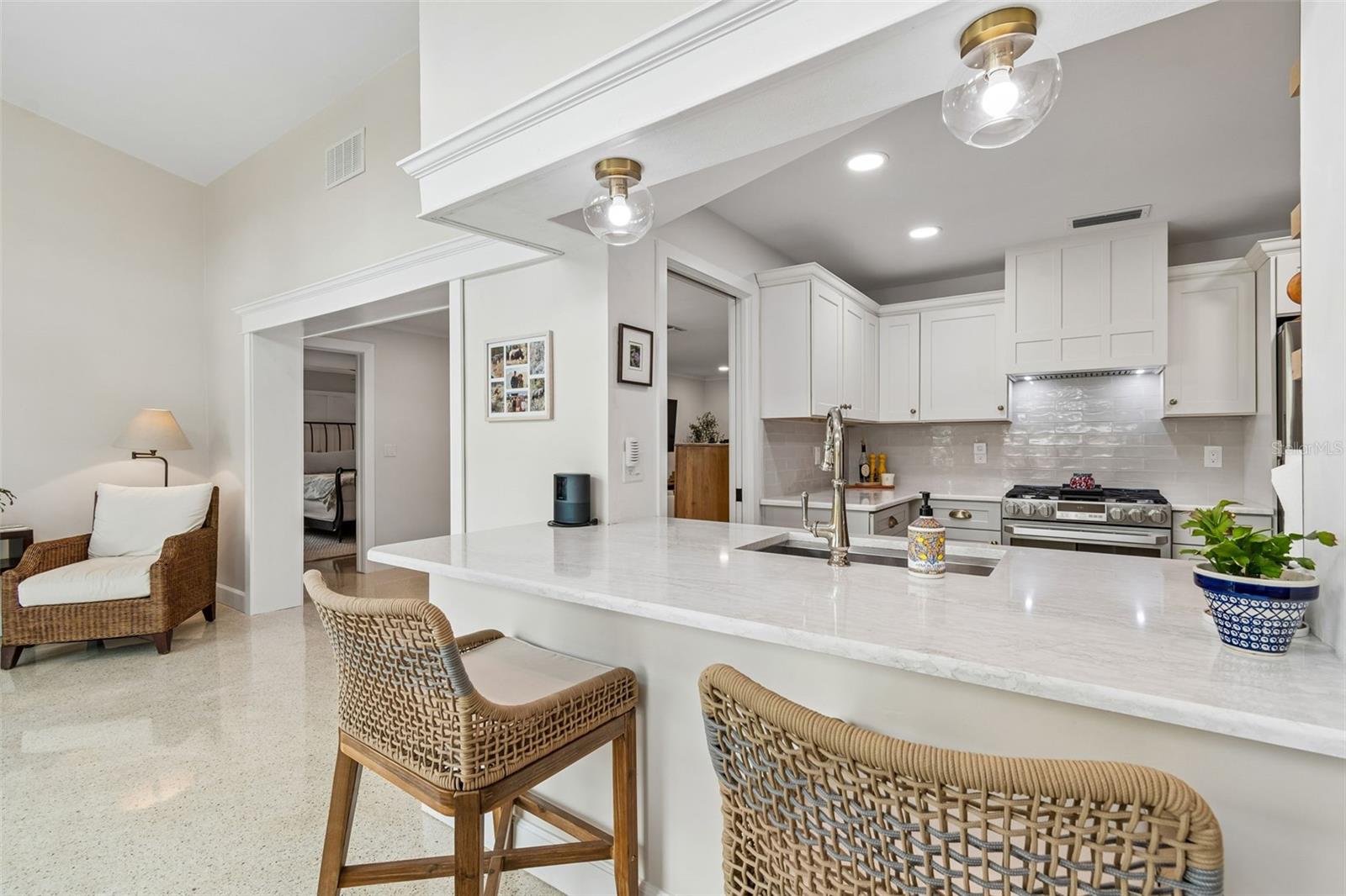 DEL ORO GROVES - Residential