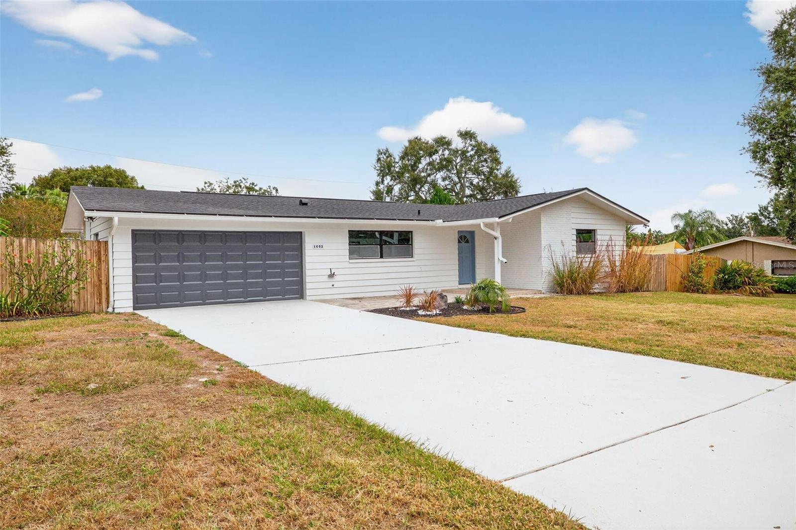 OAK PARK ESTATES ADD - Residential