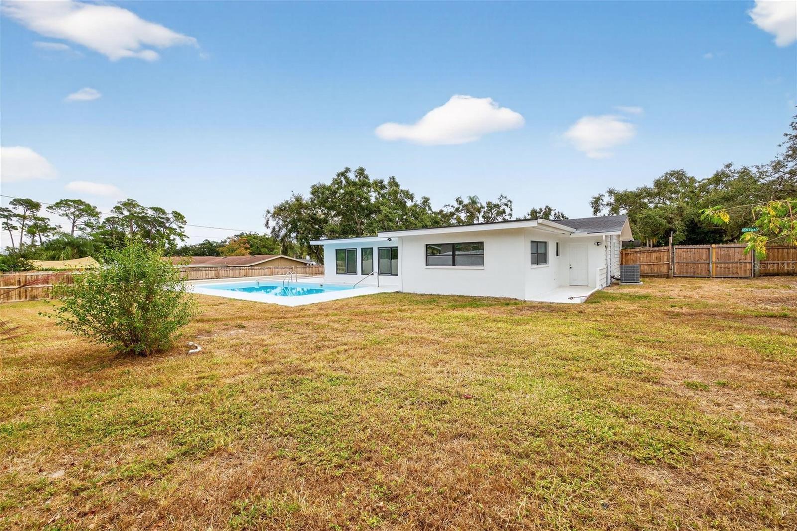 OAK PARK ESTATES ADD - Residential