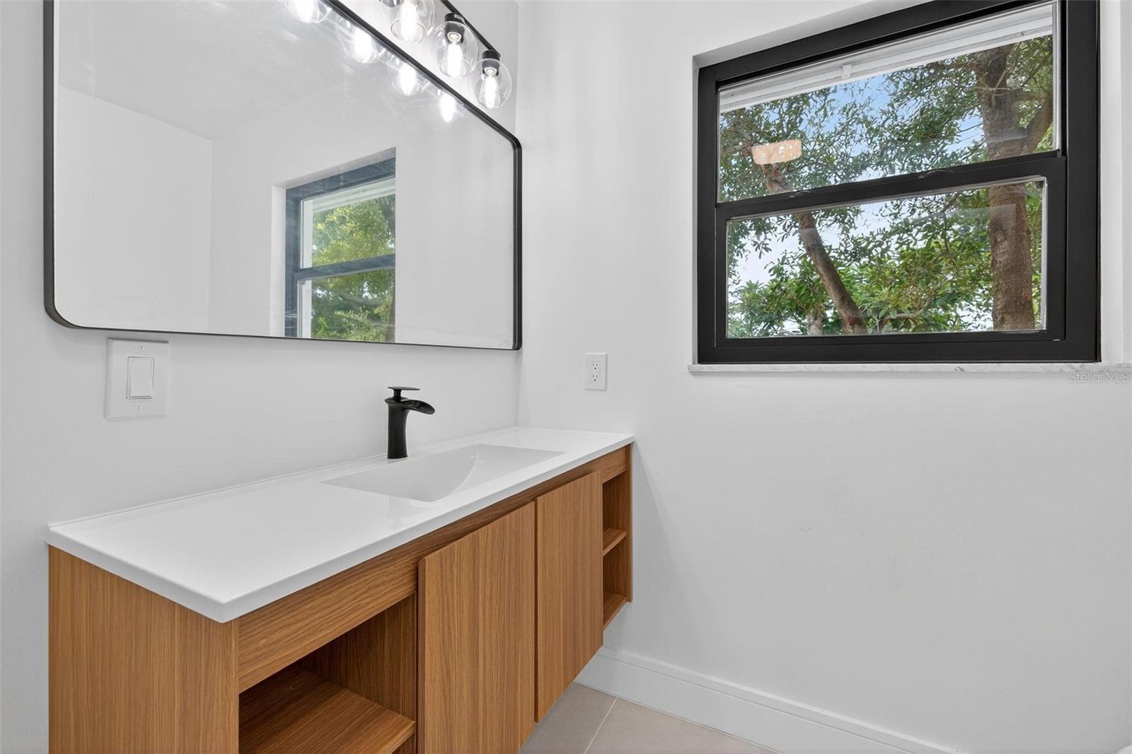 OAK PARK ESTATES ADD - Residential