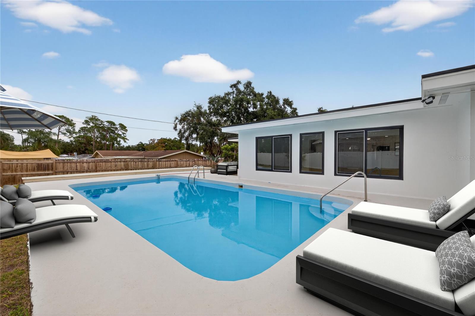 OAK PARK ESTATES ADD - Residential