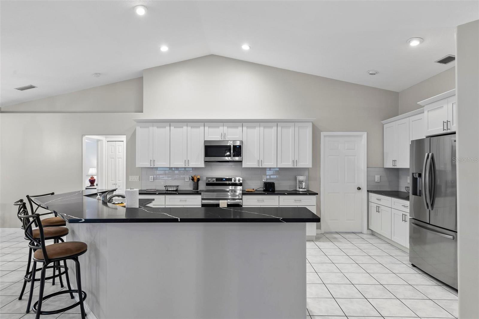 PALM COAST SEC 09 - Residential Lease