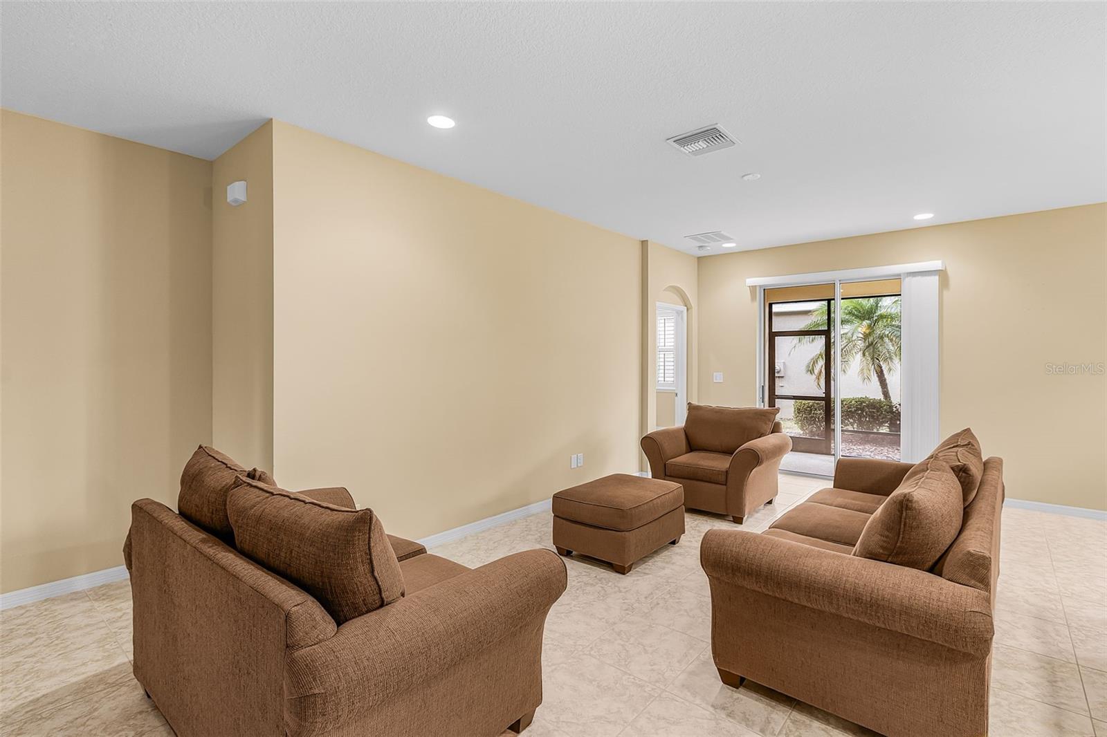 PALMER OAKS ESTATES - Residential