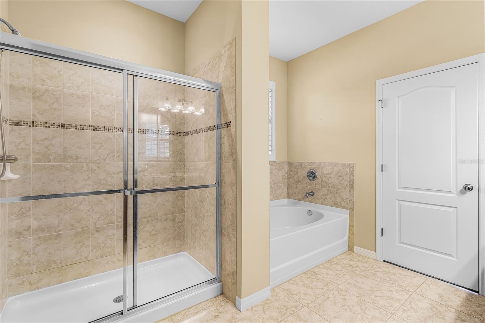 PALMER OAKS ESTATES - Residential