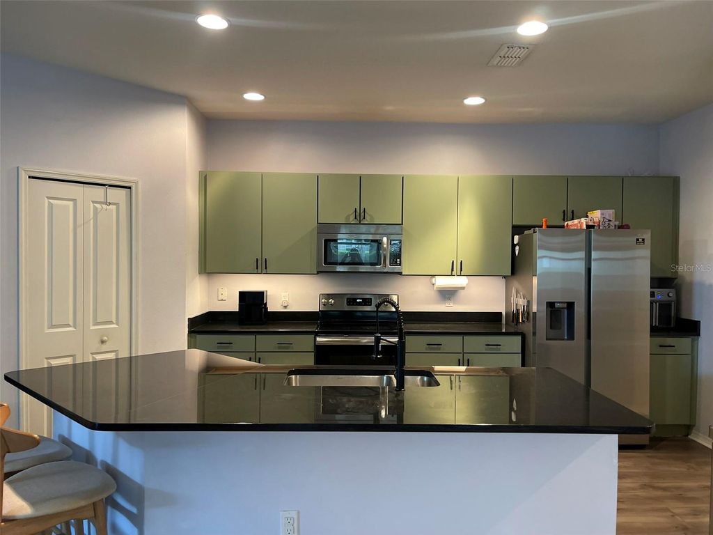 Photo of 11955 Verrazano Drive, Orlando, FL 32836 (MLS # O6404274)