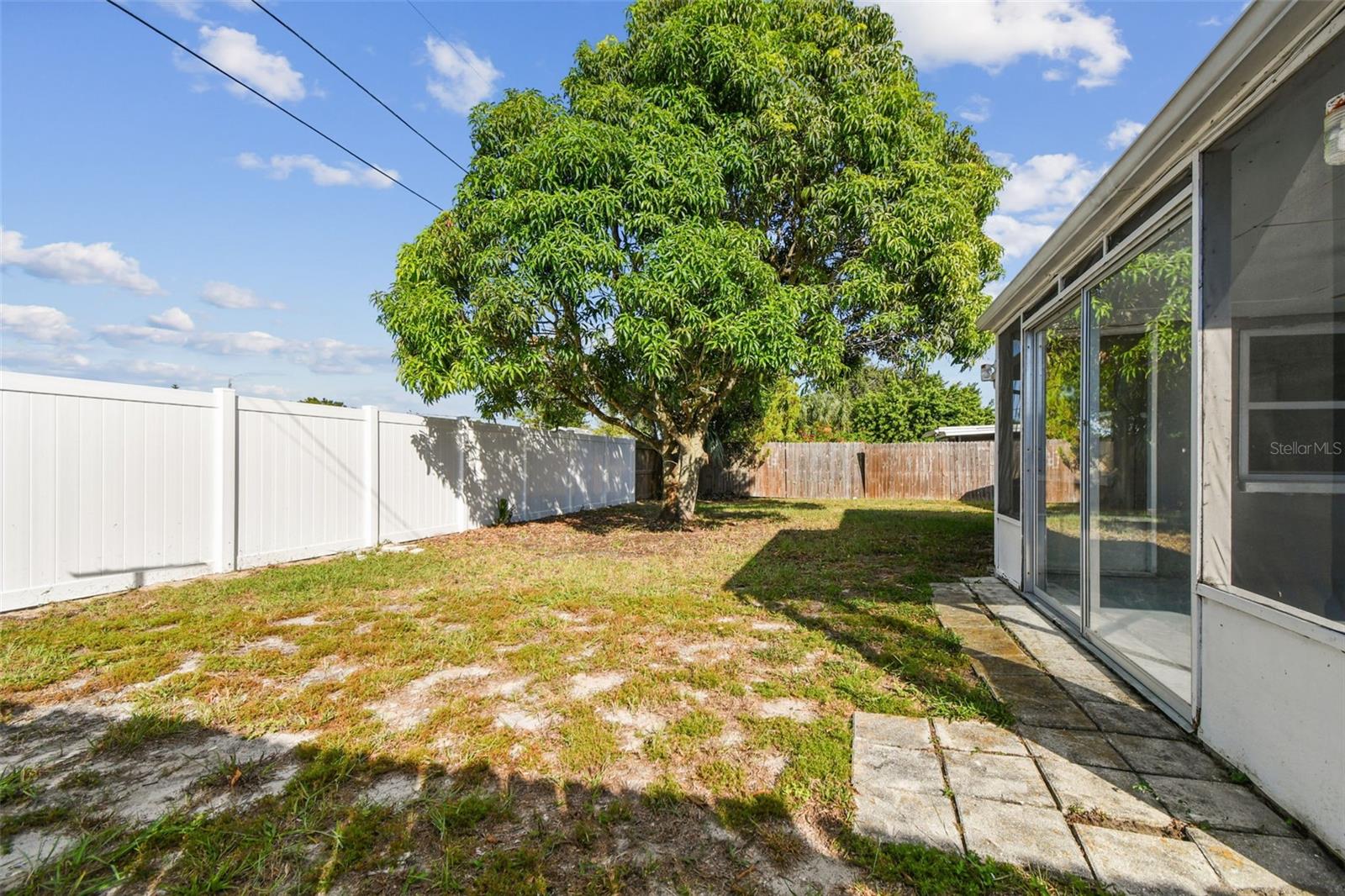 HOLIDAY LAKE ESTATES - Residential