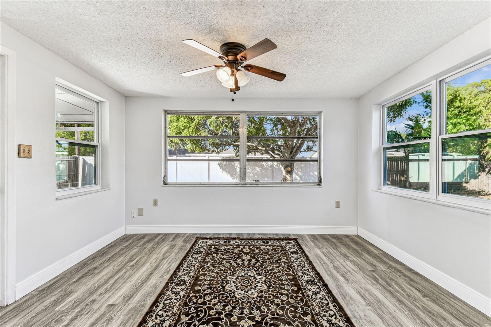 HOLIDAY LAKE ESTATES - Residential