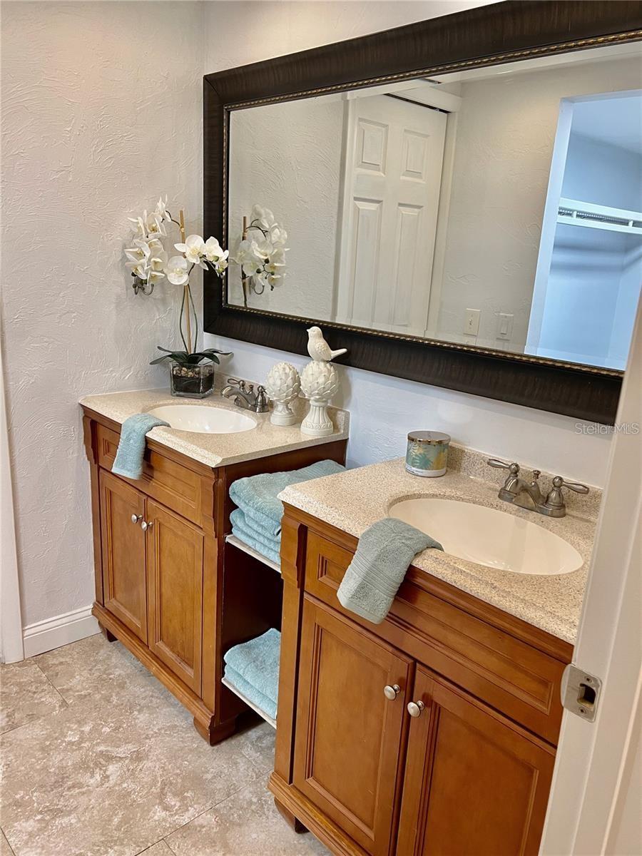 SUMMERSIDE - Residential Lease