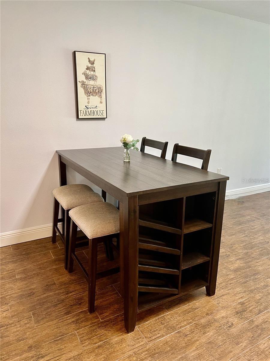 SUMMERSIDE - Residential Lease