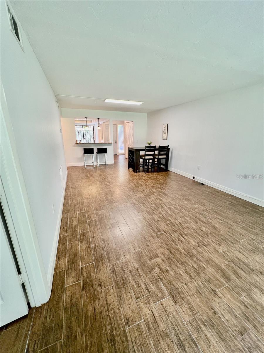 SUMMERSIDE - Residential Lease