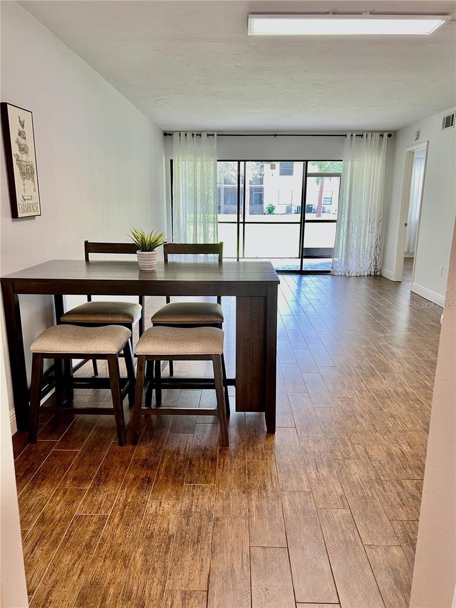 SUMMERSIDE - Residential Lease