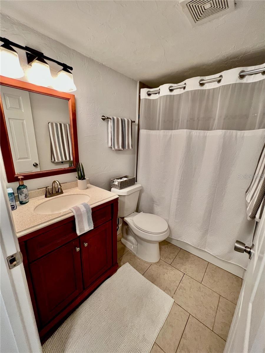 SUMMERSIDE - Residential Lease