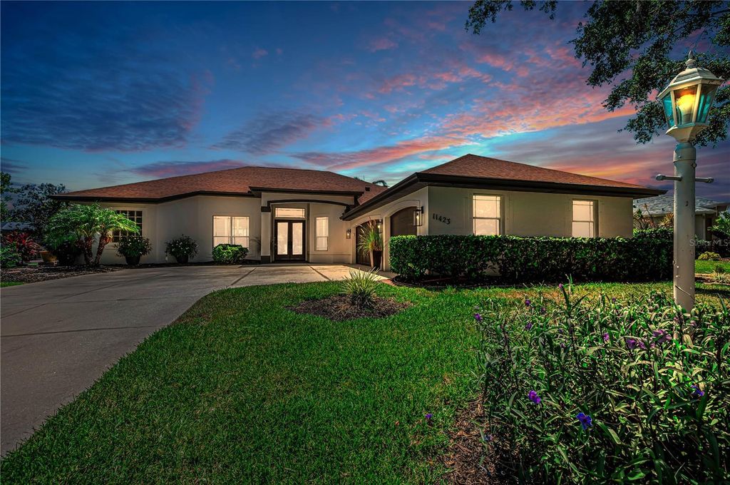 Photo of 11423 30th Cove E, Parrish, FL 34219 (MLS # TB8508372)