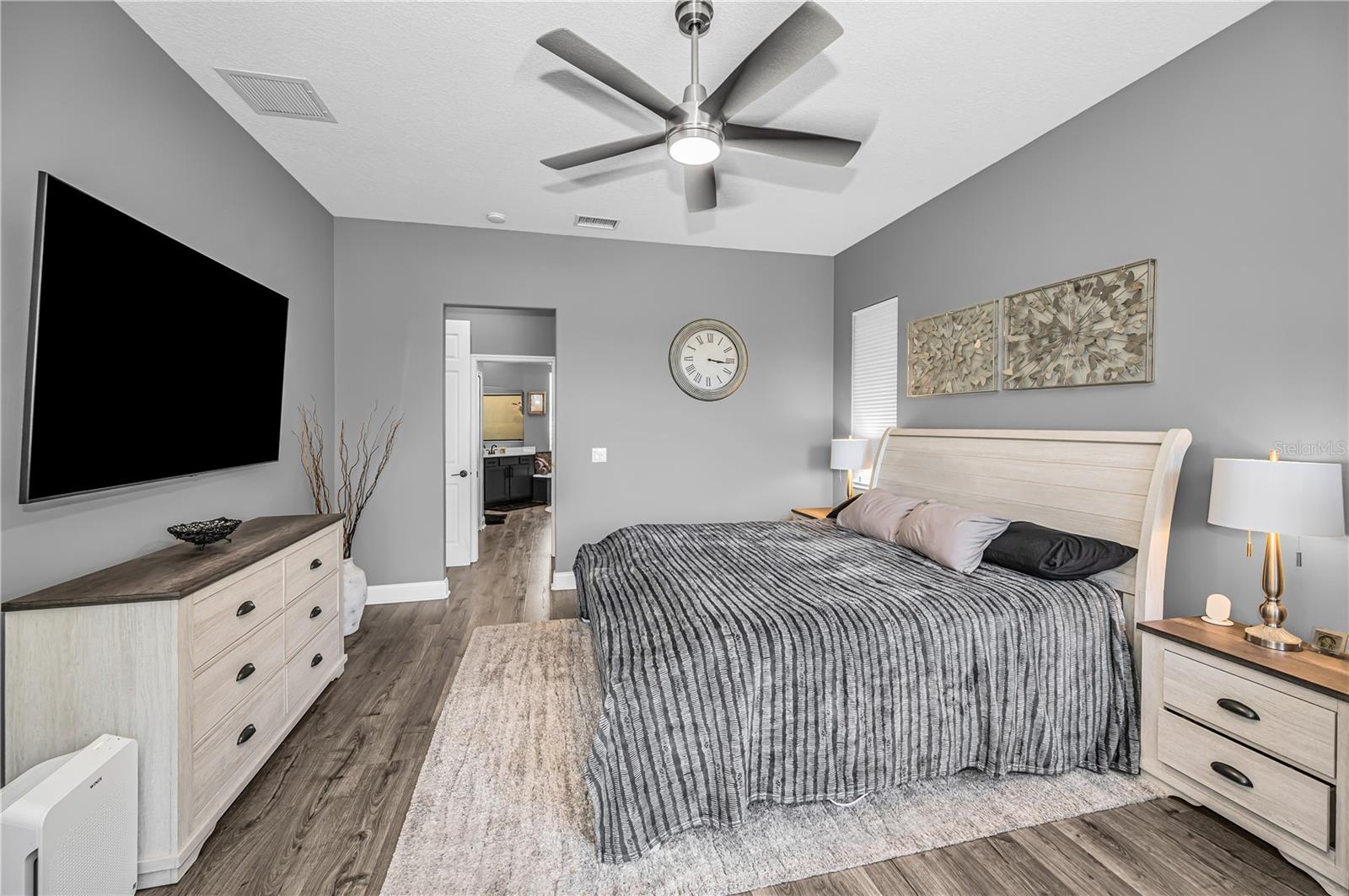 RIVER WOODS PH III - Residential