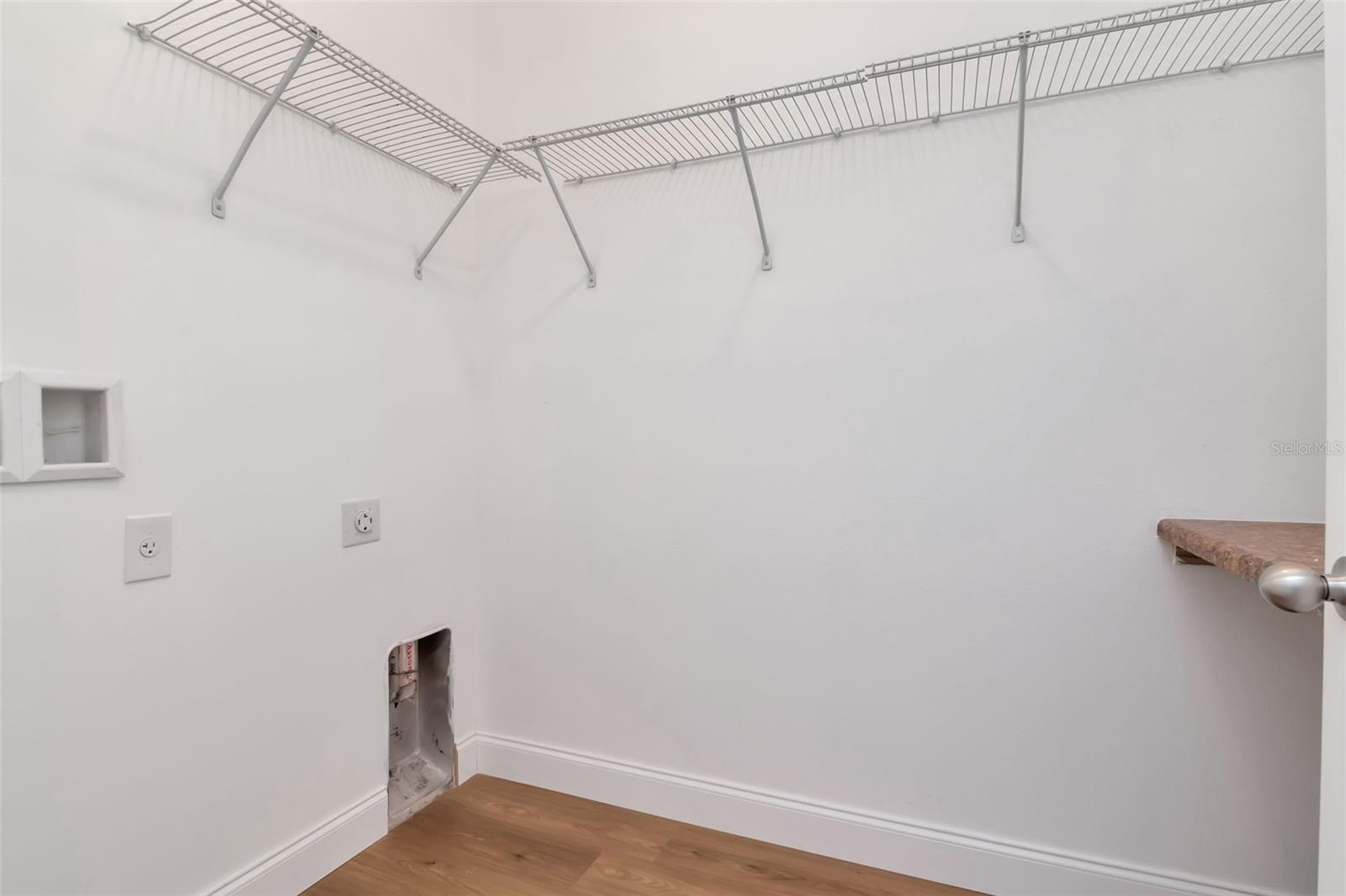 OAKHURST REV POR - Residential