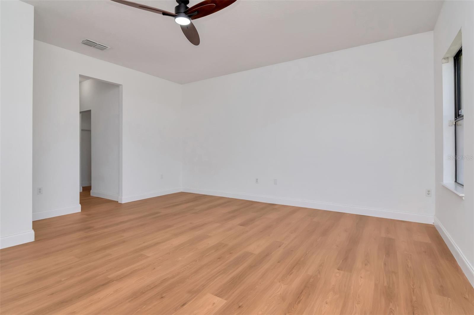 OAKHURST REV POR - Residential