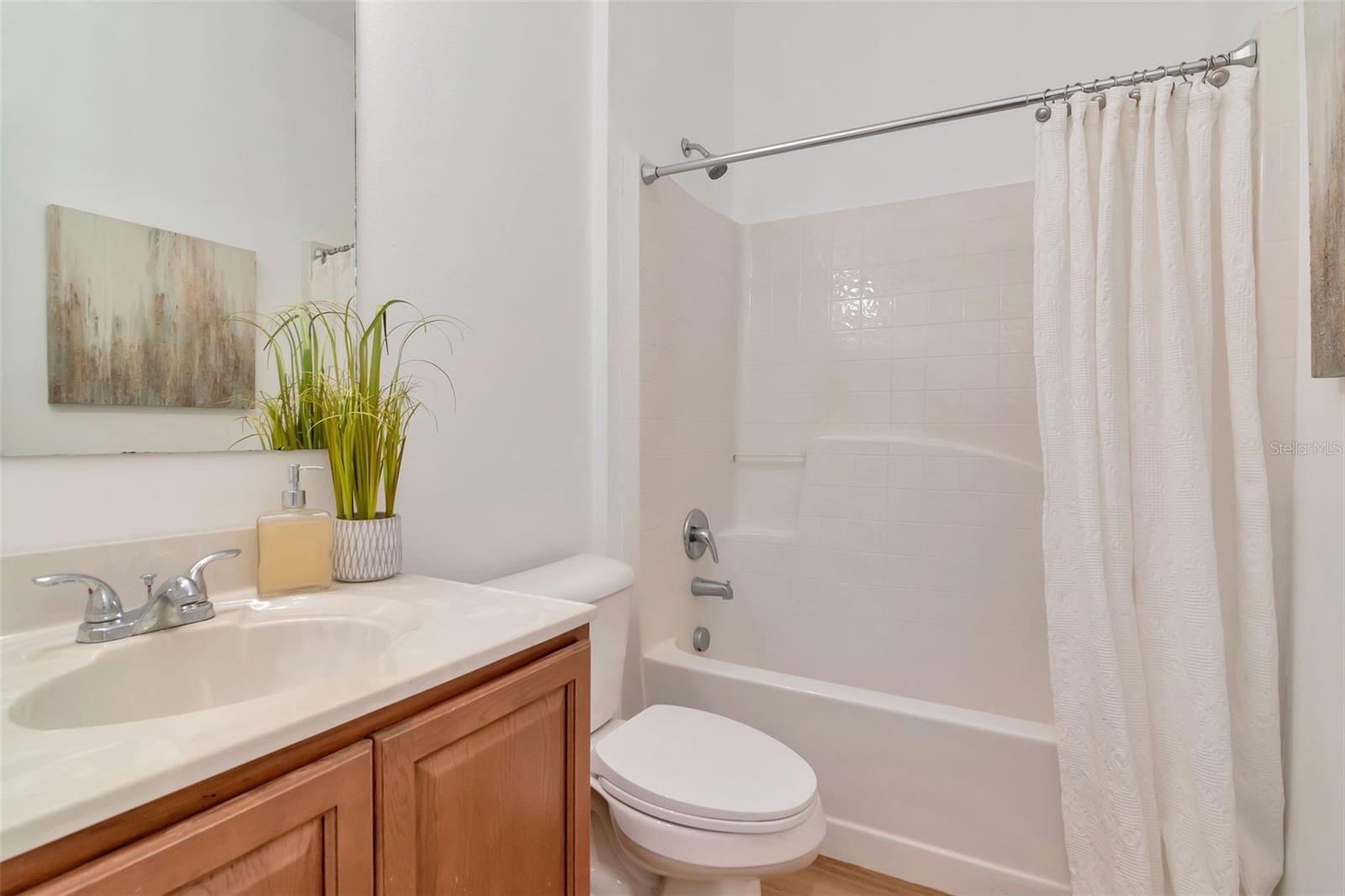 OAKHURST REV POR - Residential