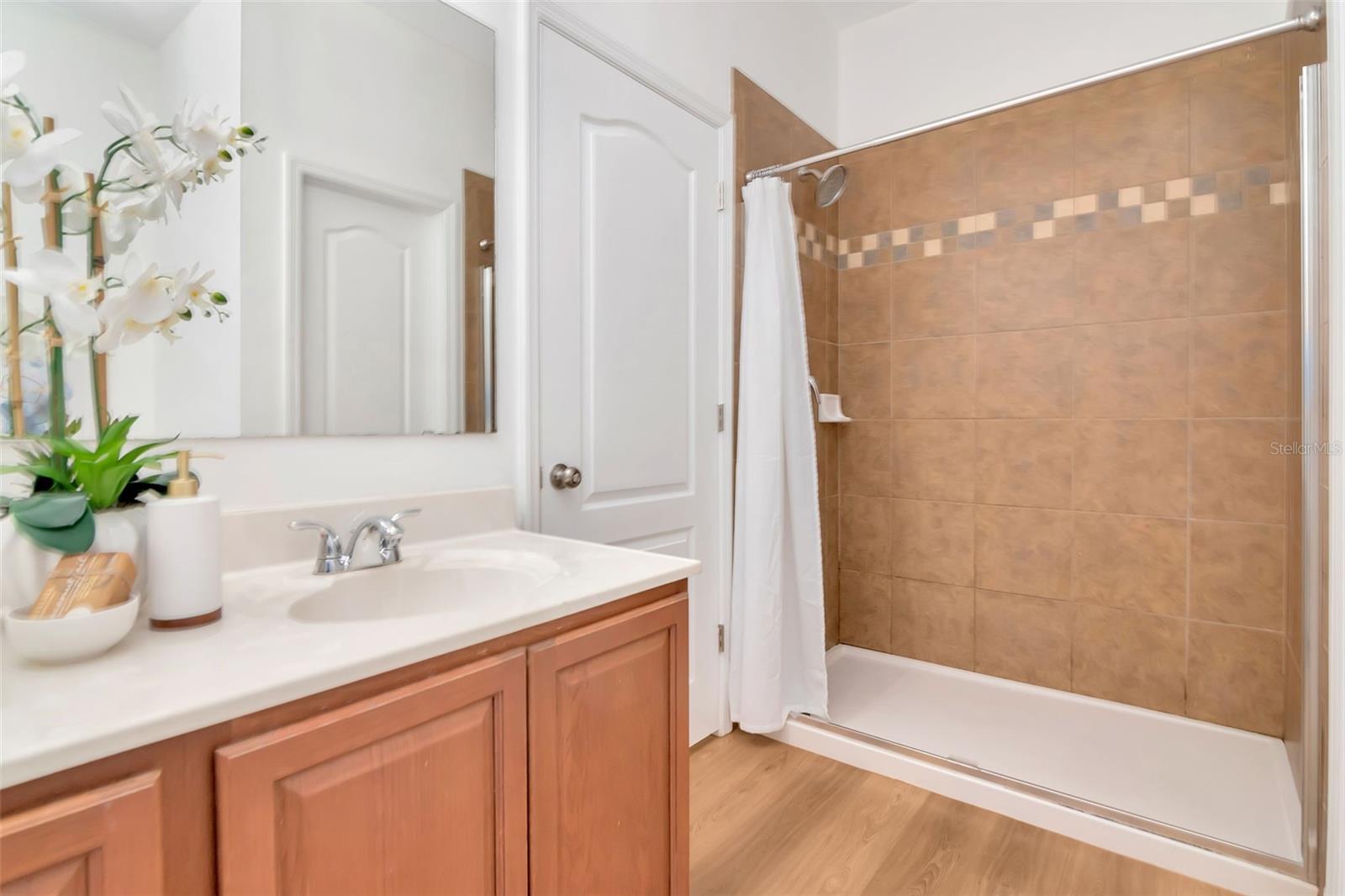 OAKHURST REV POR - Residential