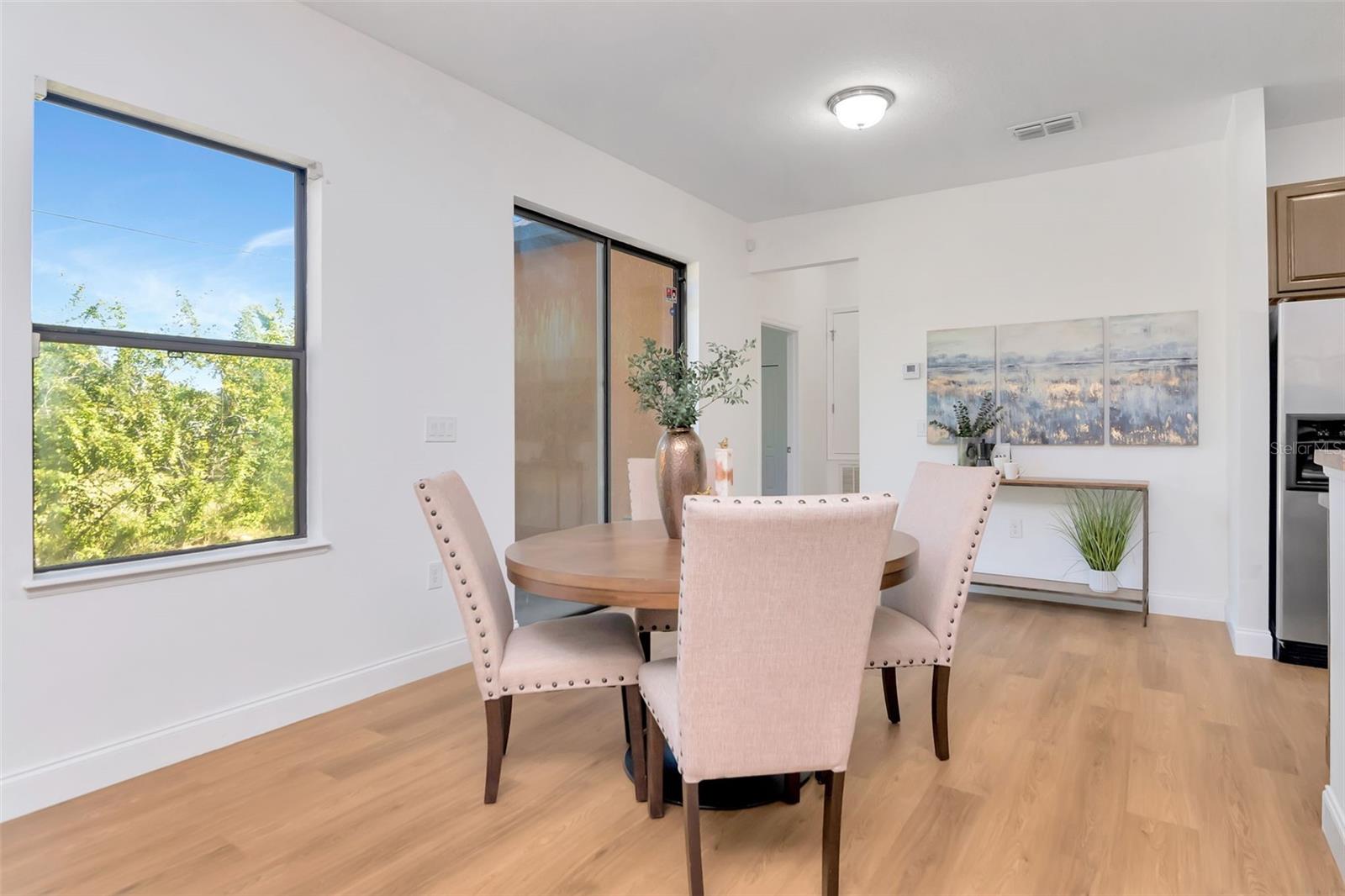 OAKHURST REV POR - Residential