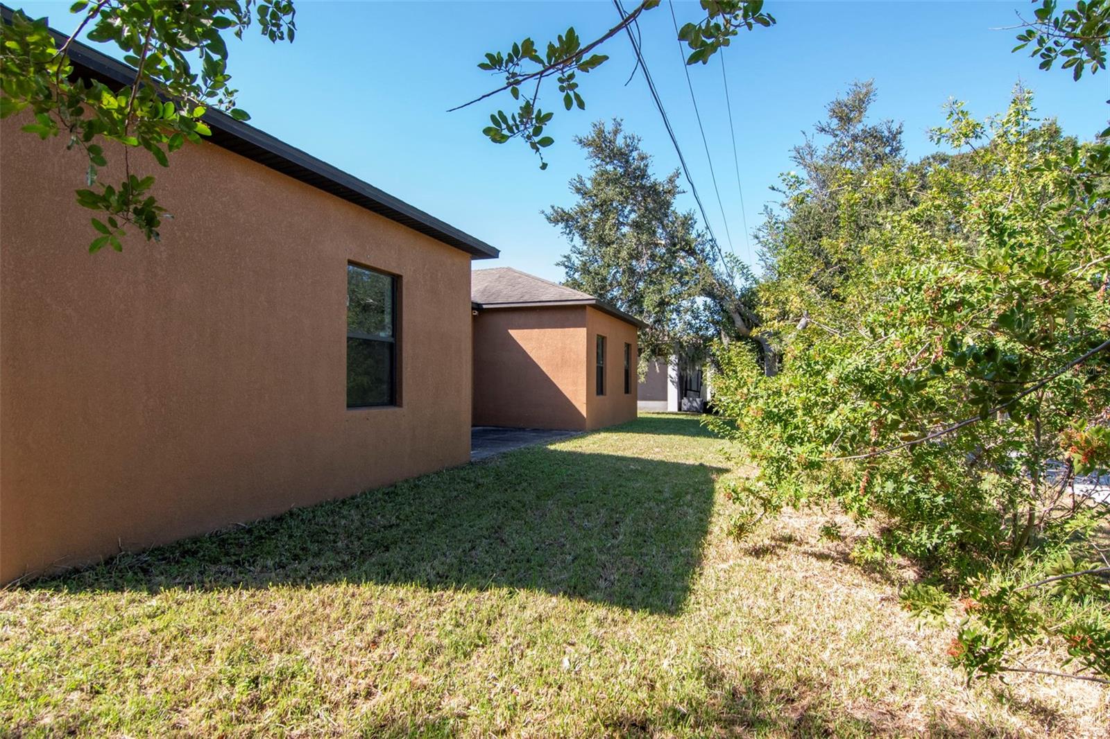 OAKHURST REV POR - Residential