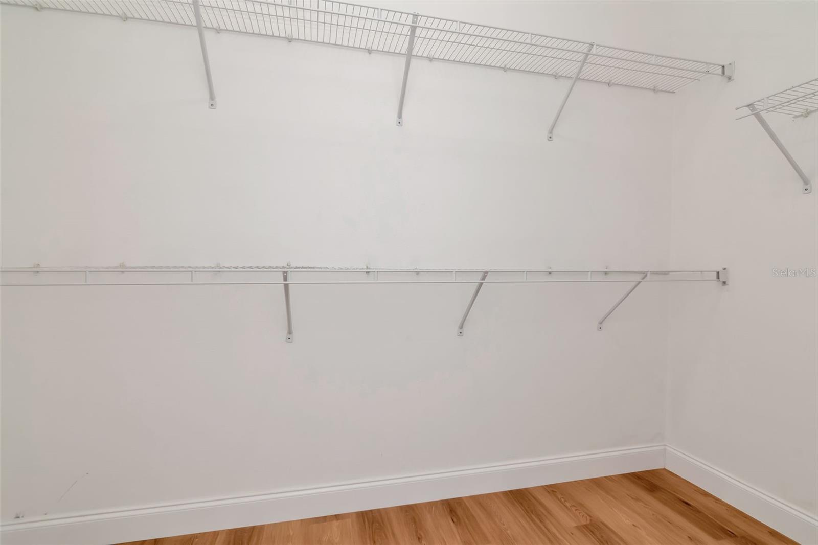 OAKHURST REV POR - Residential