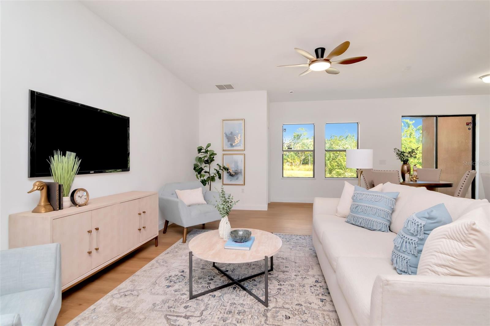 OAKHURST REV POR - Residential