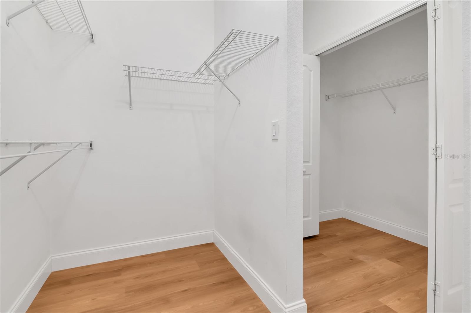 OAKHURST REV POR - Residential