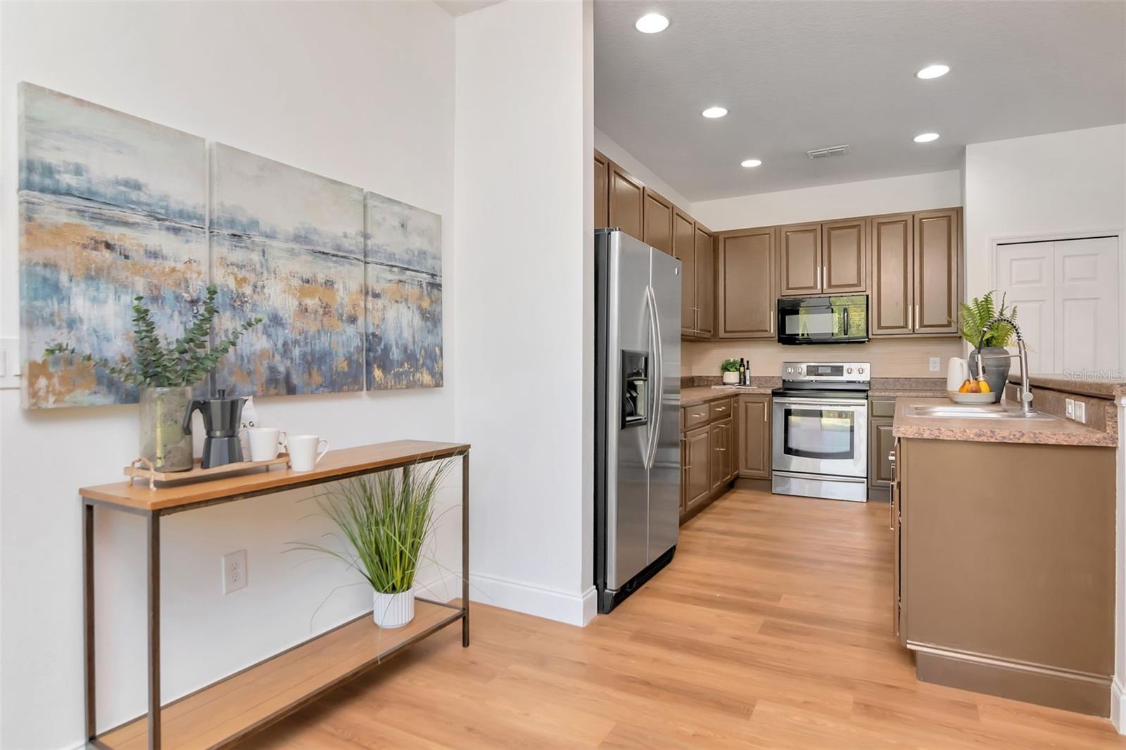 OAKHURST REV POR - Residential