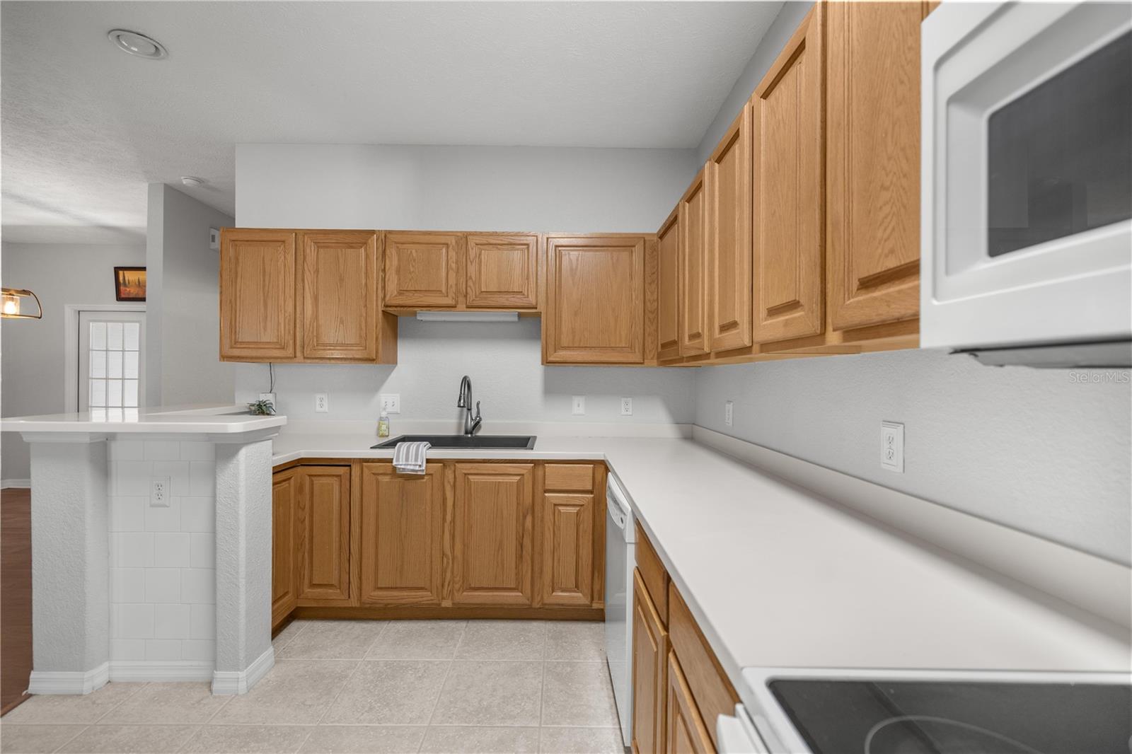 GOLFVIEW ESTATES - Residential