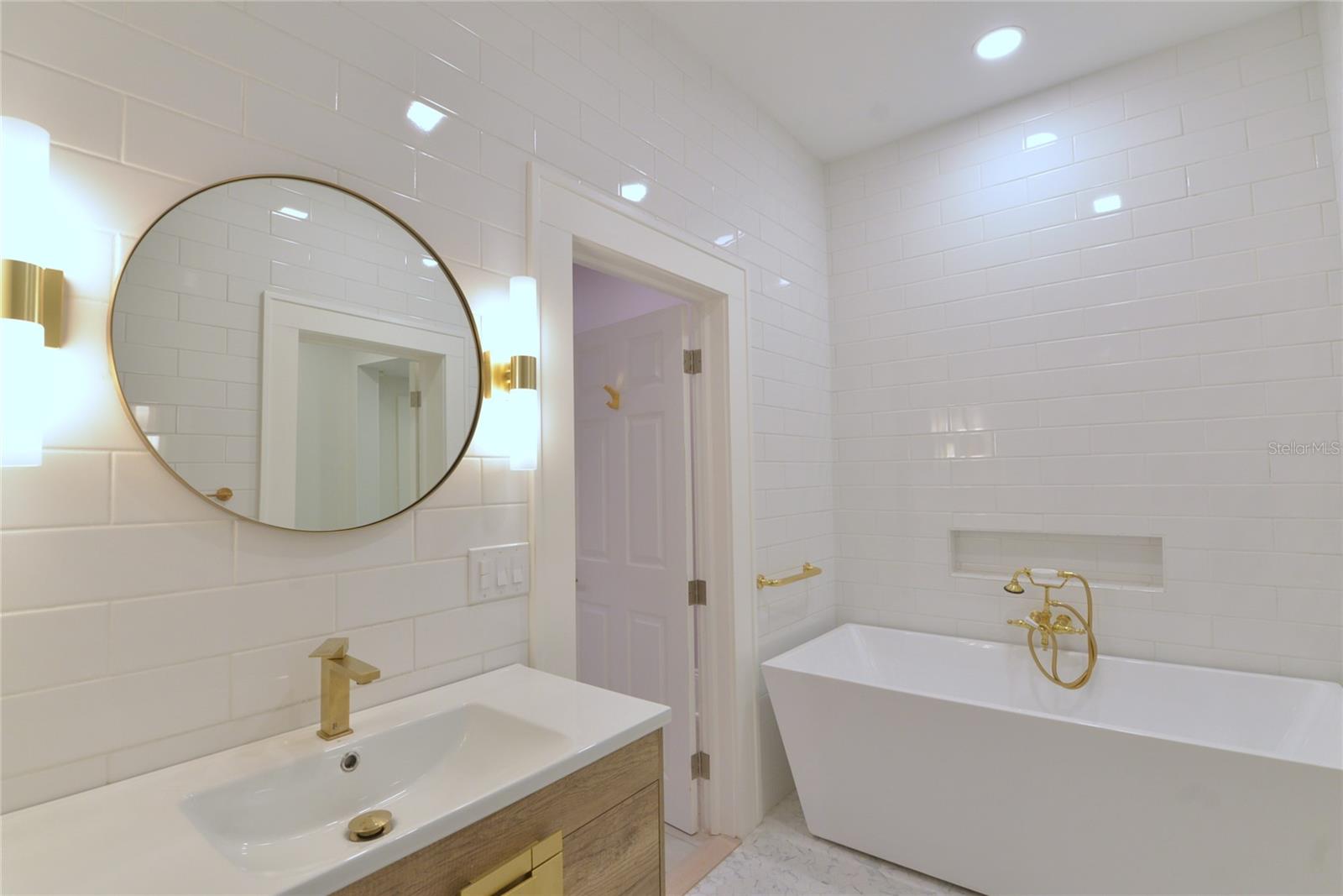 GOLF VIEW PARK - Residential