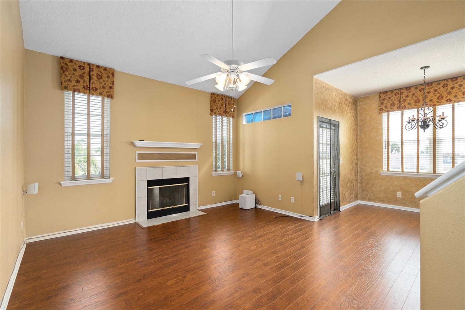 SWEETWATER RIDGE CONDO AT MAGNOLIA POINTE - Residential
