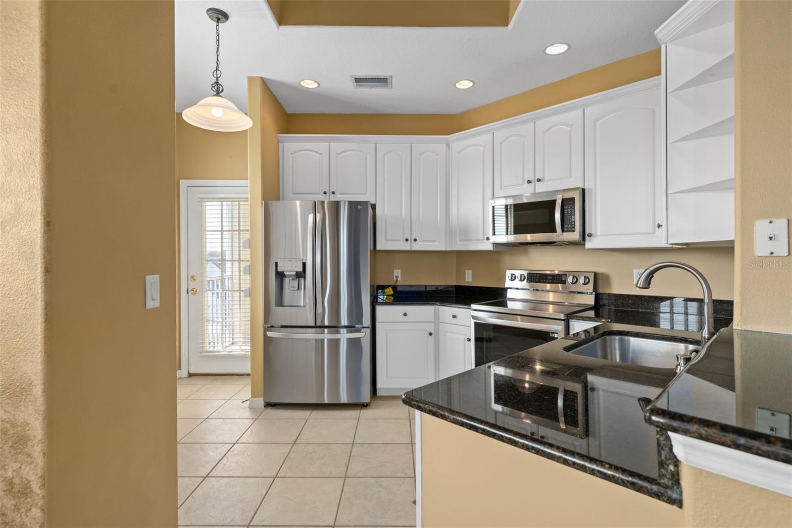 SWEETWATER RIDGE CONDO AT MAGNOLIA POINTE - Residential