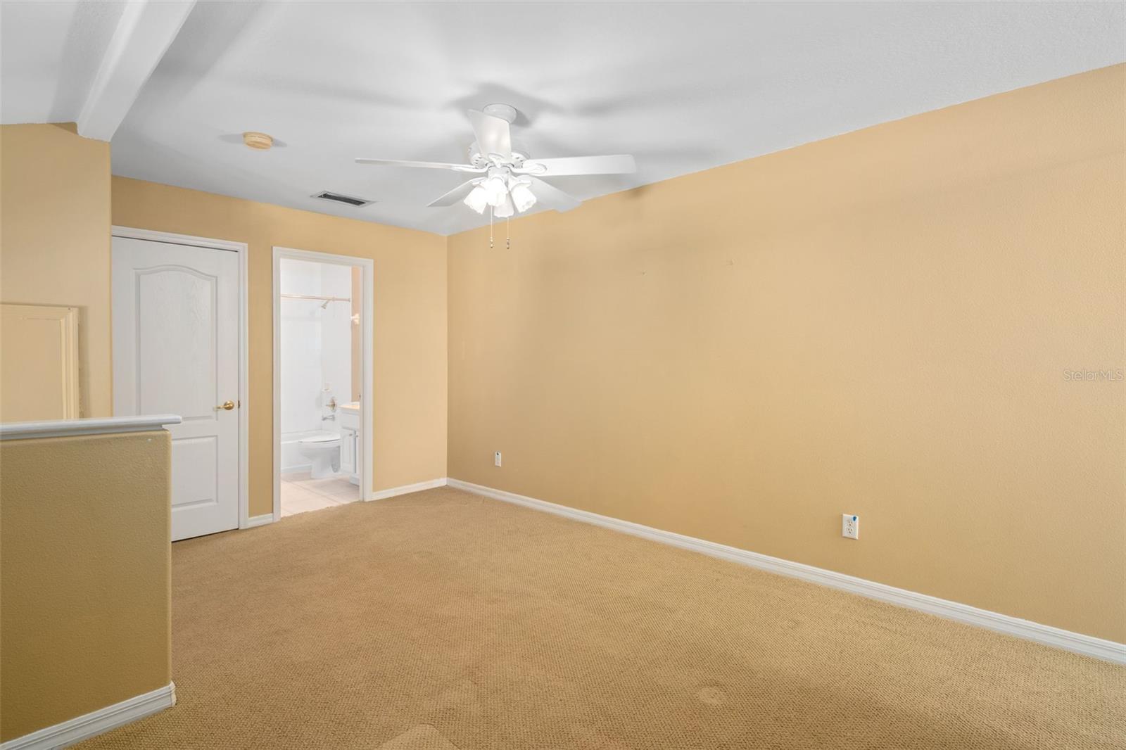 SWEETWATER RIDGE CONDO AT MAGNOLIA POINTE - Residential