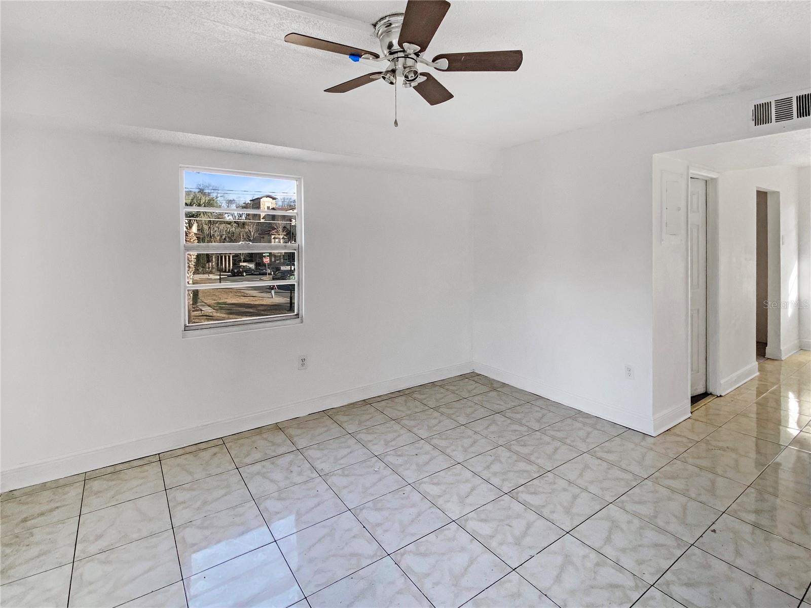 914 SW 8TH AVENUE 19