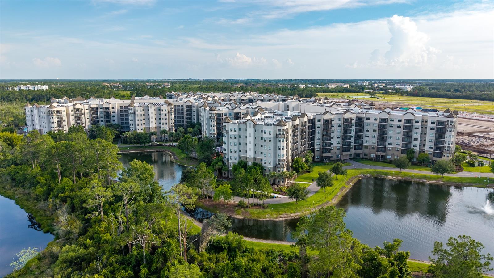 14501 GROVE RESORT AVENUE 1527