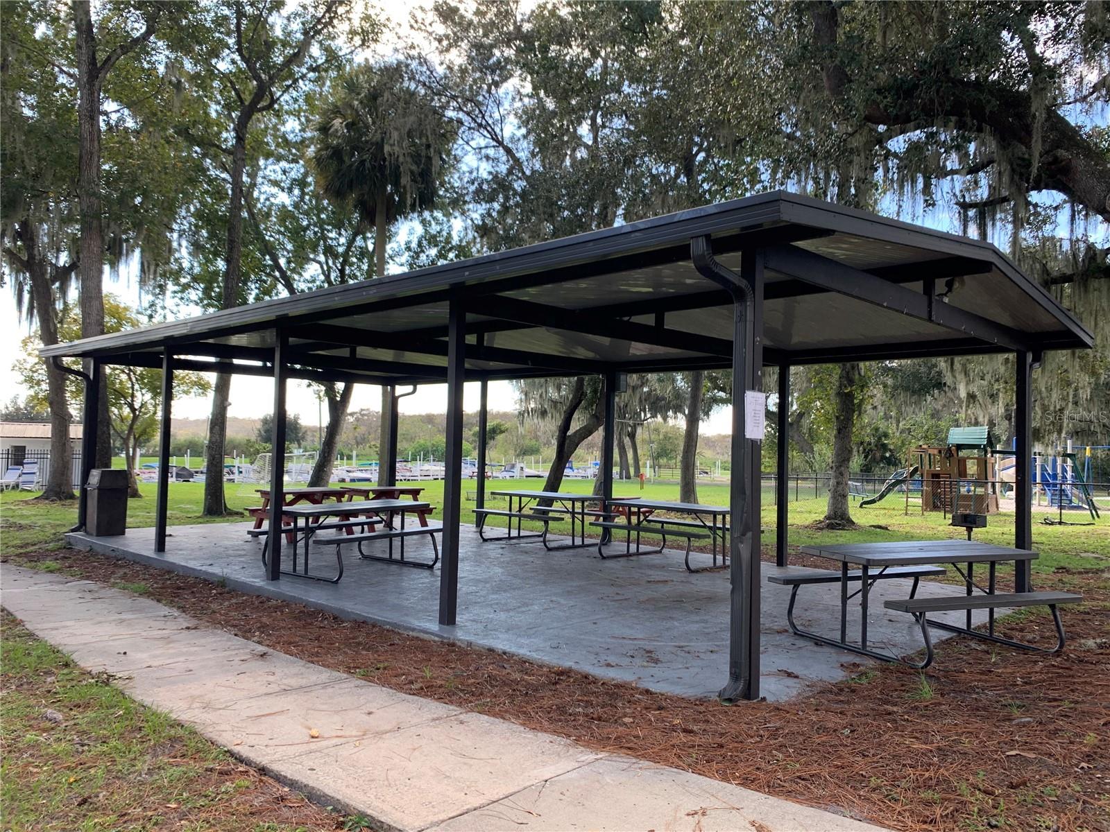 LEISURE WORLD PARK - Land